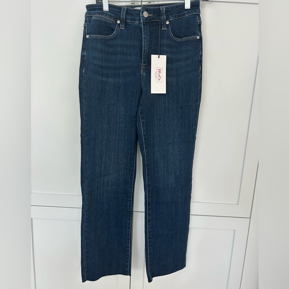 Straight Leg Women’s Jeans in Deep Indigo